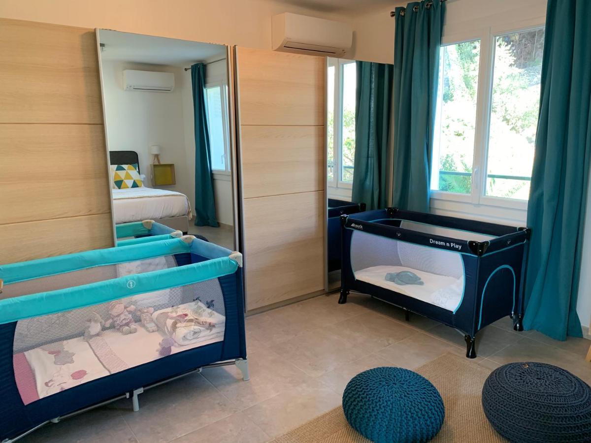 Cassis Village Options Parking And Baby Exterior photo